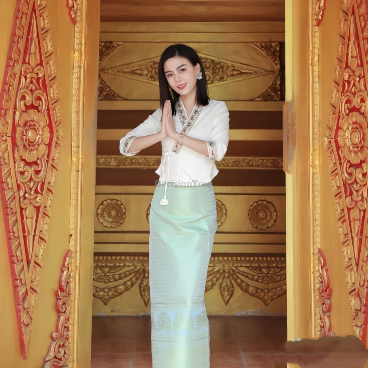 Batik Sarong Wrap - Pakaian tradisional Thailand musim panas 2026,