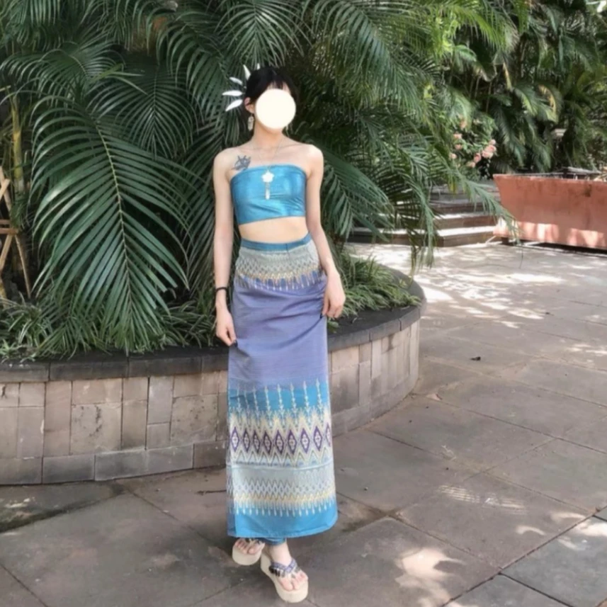 Batik Sarong Wrap - Pakaian Tradisional Wanita Thailand 2 Set