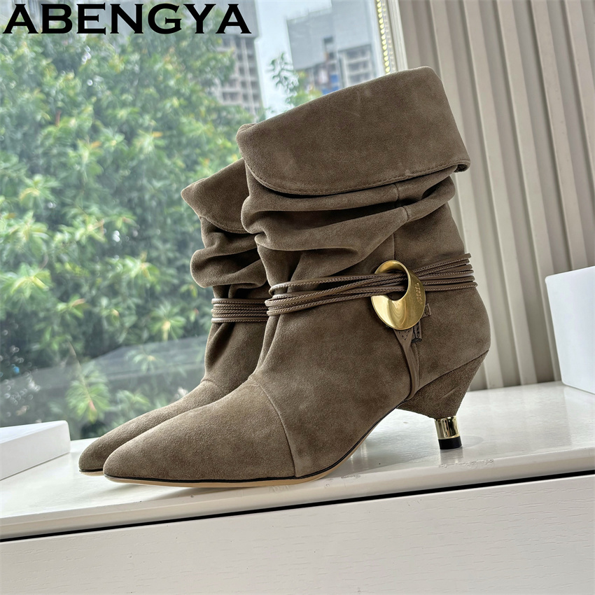 Ethnic Fashion Week - Sepatu Bot Pergelangan Kaki Hak Kucing