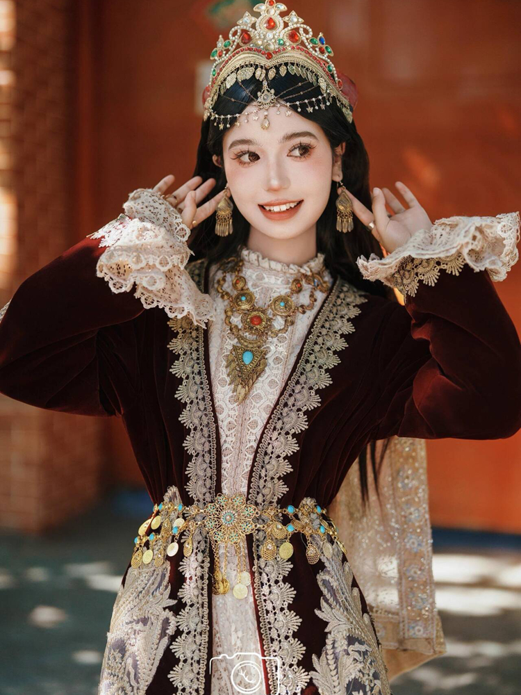 Ethnic Clothing & Online Fashion Store Khaadi Uk - Pakaian Etnis Minoritas Uygur Baru, Kostum