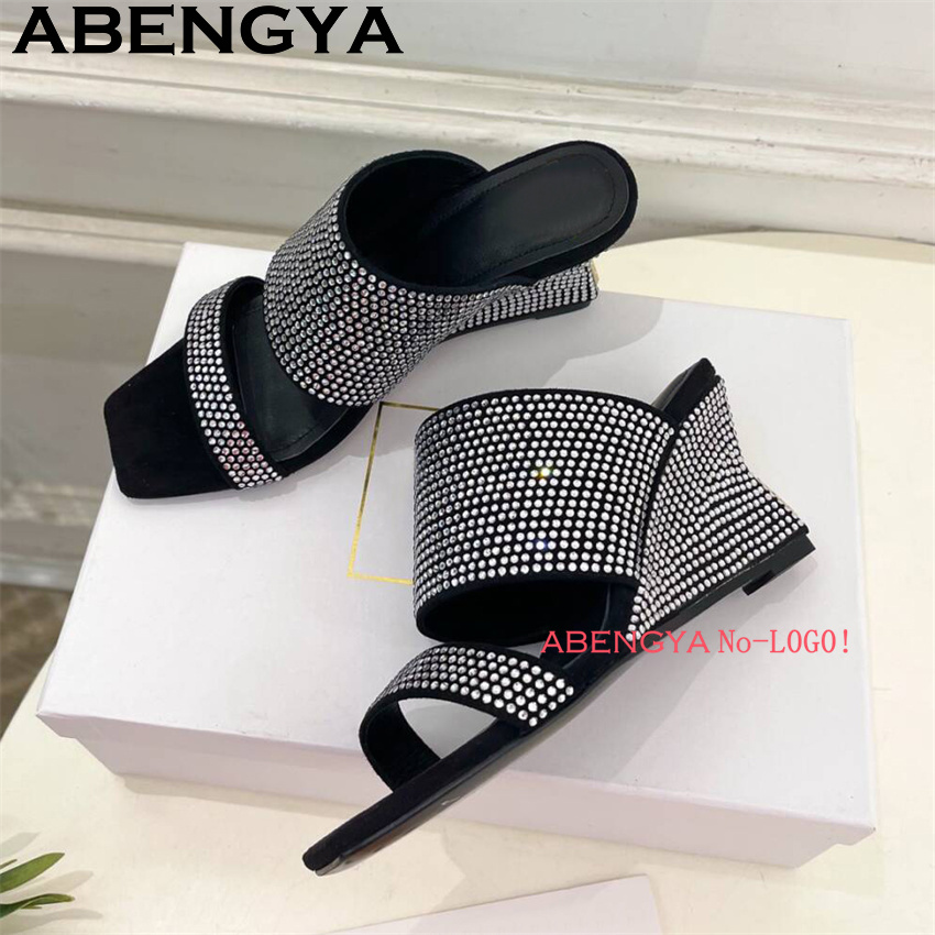 Sandal Hak Wedge Berlian Imita - Ethnic Fashion Week ulasan dan harga