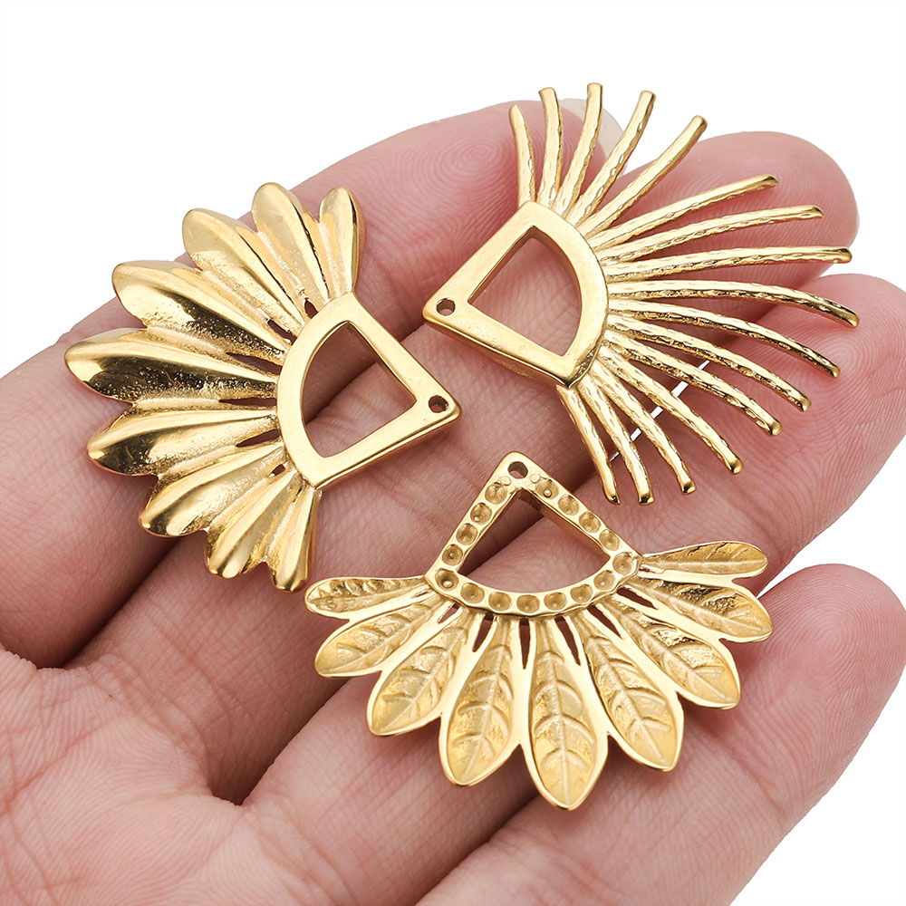 2 buah liontin anting berbentu - Ethnic Fashion Collection ulasan dan harga