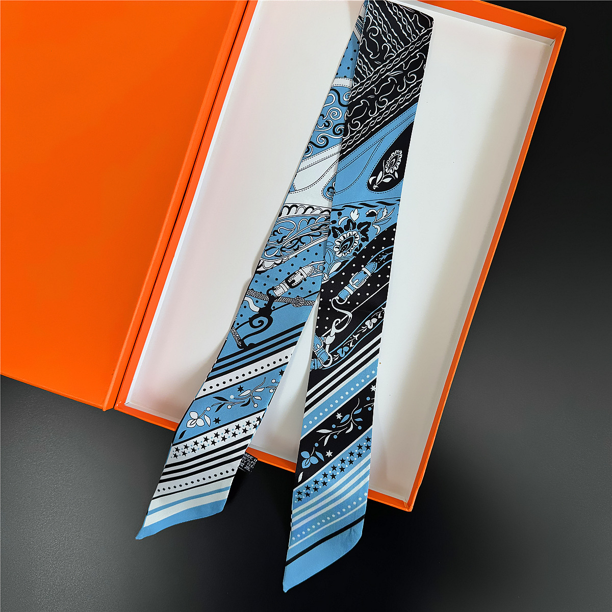 Selendang sutra dekoratif tipi - Ethnic Fashion Collection ulasan dan harga