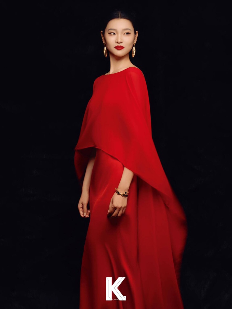 Kostum Fotografi Studio Retro  - Ethnic Clothing & Online Fashion Store Khaadi Uk ulasan dan harga