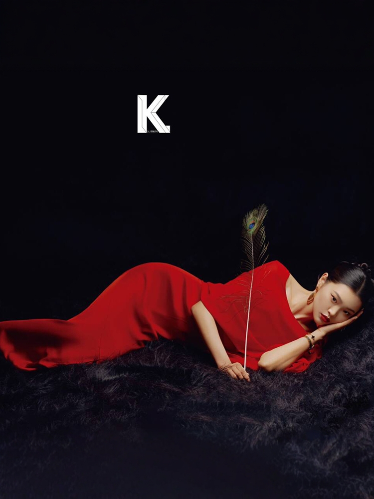 Kostum Fotografi Studio Retro  - Ethnic Clothing & Online Fashion Store Khaadi Uk ulasan dan harga