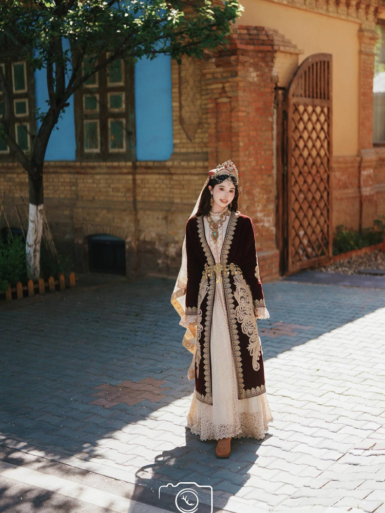 Pakaian Etnis Minoritas Uygur  - Ethnic Clothing & Online Fashion Store Khaadi Uk ulasan dan harga