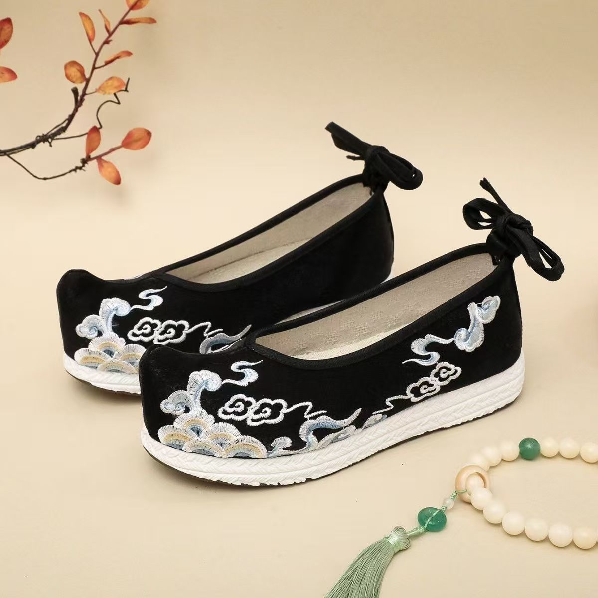 Sepatu Hanfu Bordir Ukuran Bes - Ethnic Style ulasan dan harga