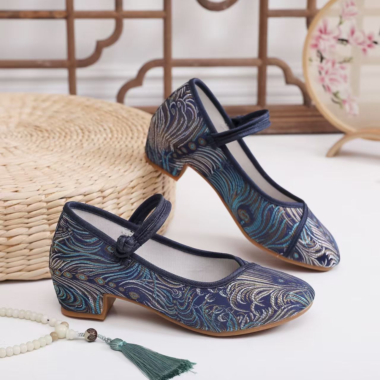 Sepatu Cheongsam Wanita 2026 d - Ethnic Style ulasan dan harga