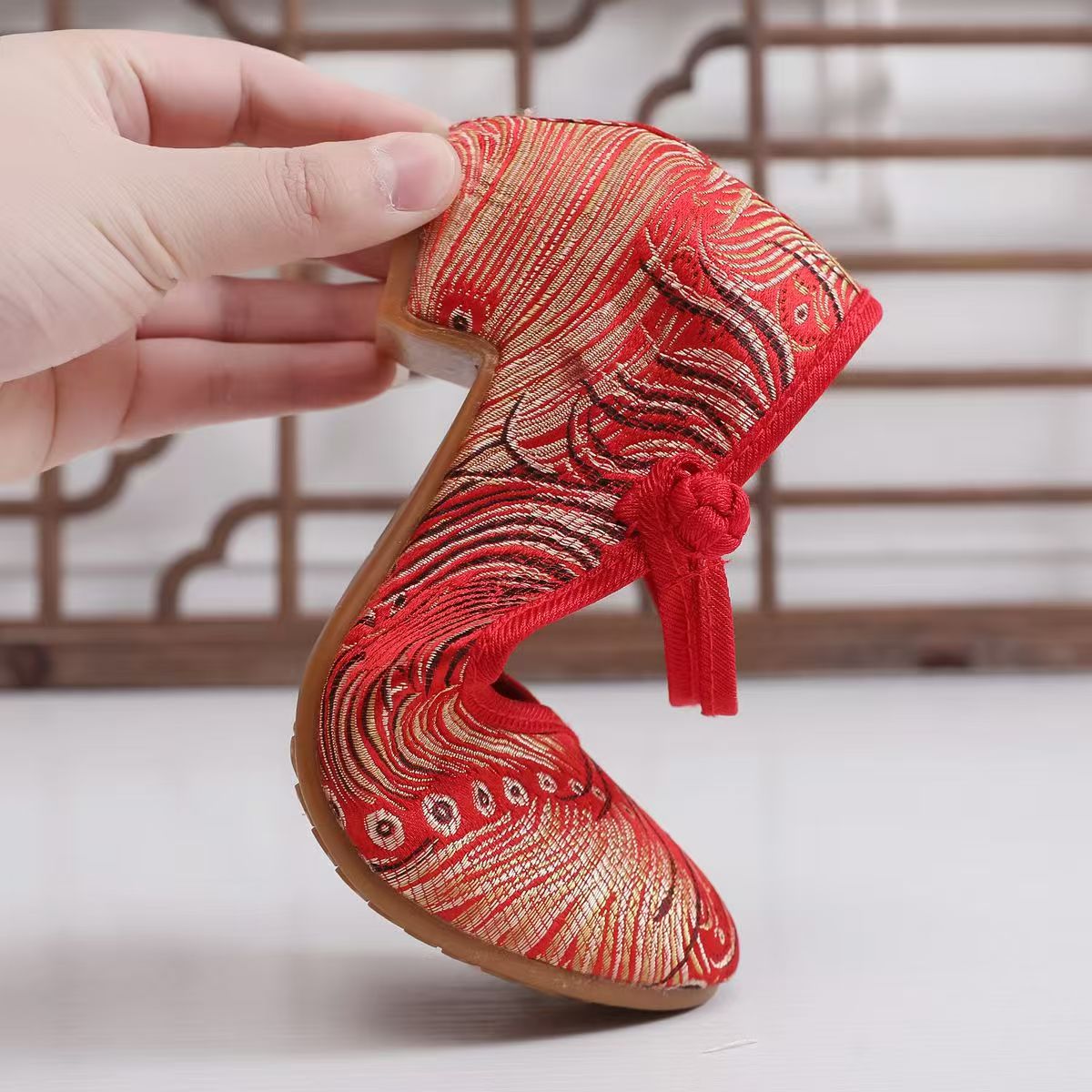 Sepatu Cheongsam Wanita 2026 d - Ethnic Style ulasan dan harga