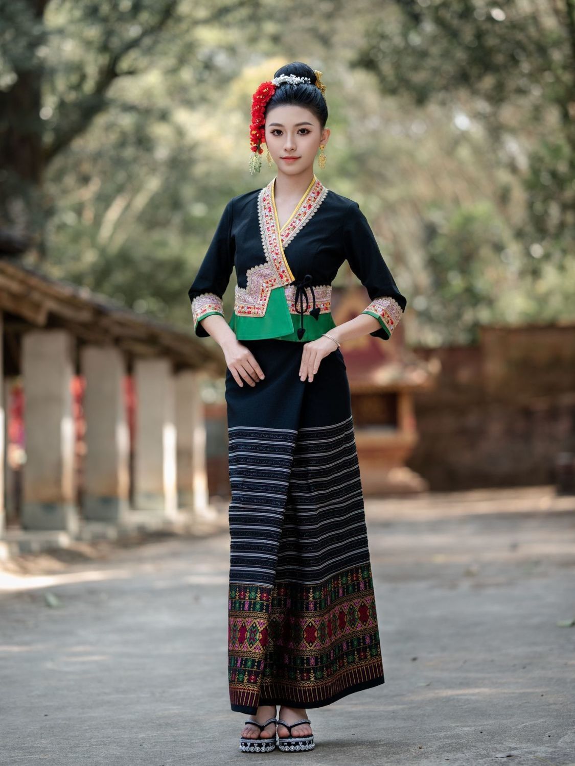 2pcs Pakaian Wanita Dai Thaila - Ethnic Style ulasan dan harga